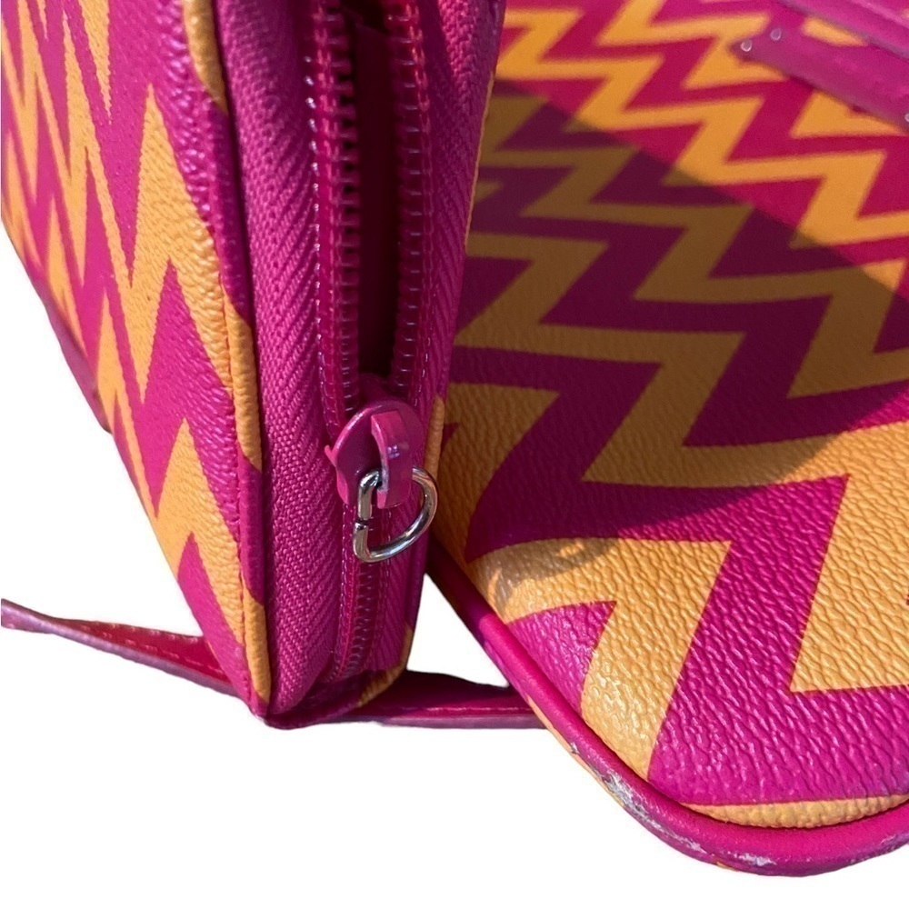 Vera Bradley Crossbody & Matching Wallet - Picture 12 of 12